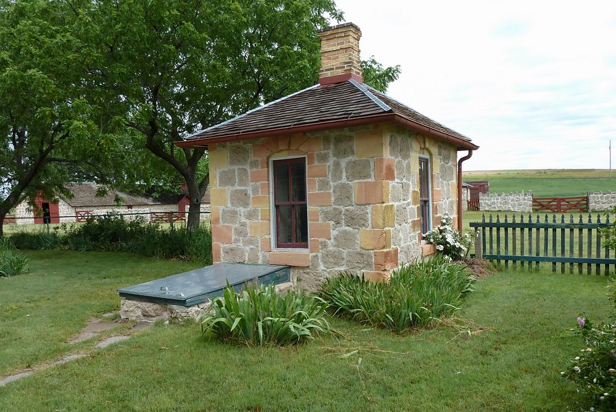 P1000160.jpg