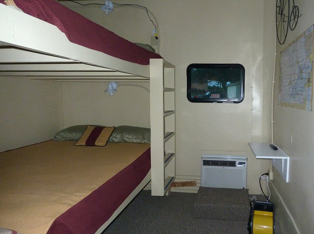 room6.jpg