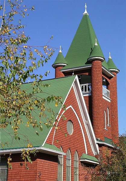 red_church.jpg