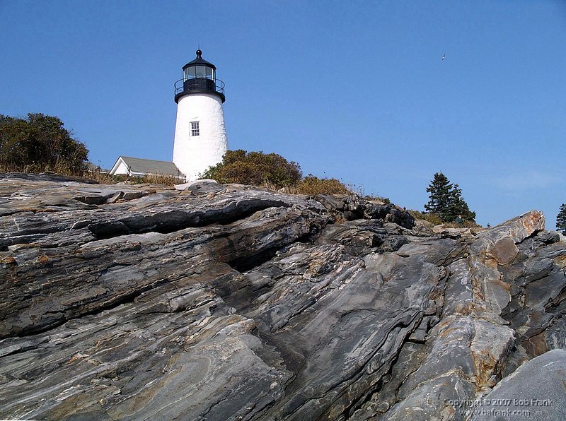 rocks_lighthouse.jpg
